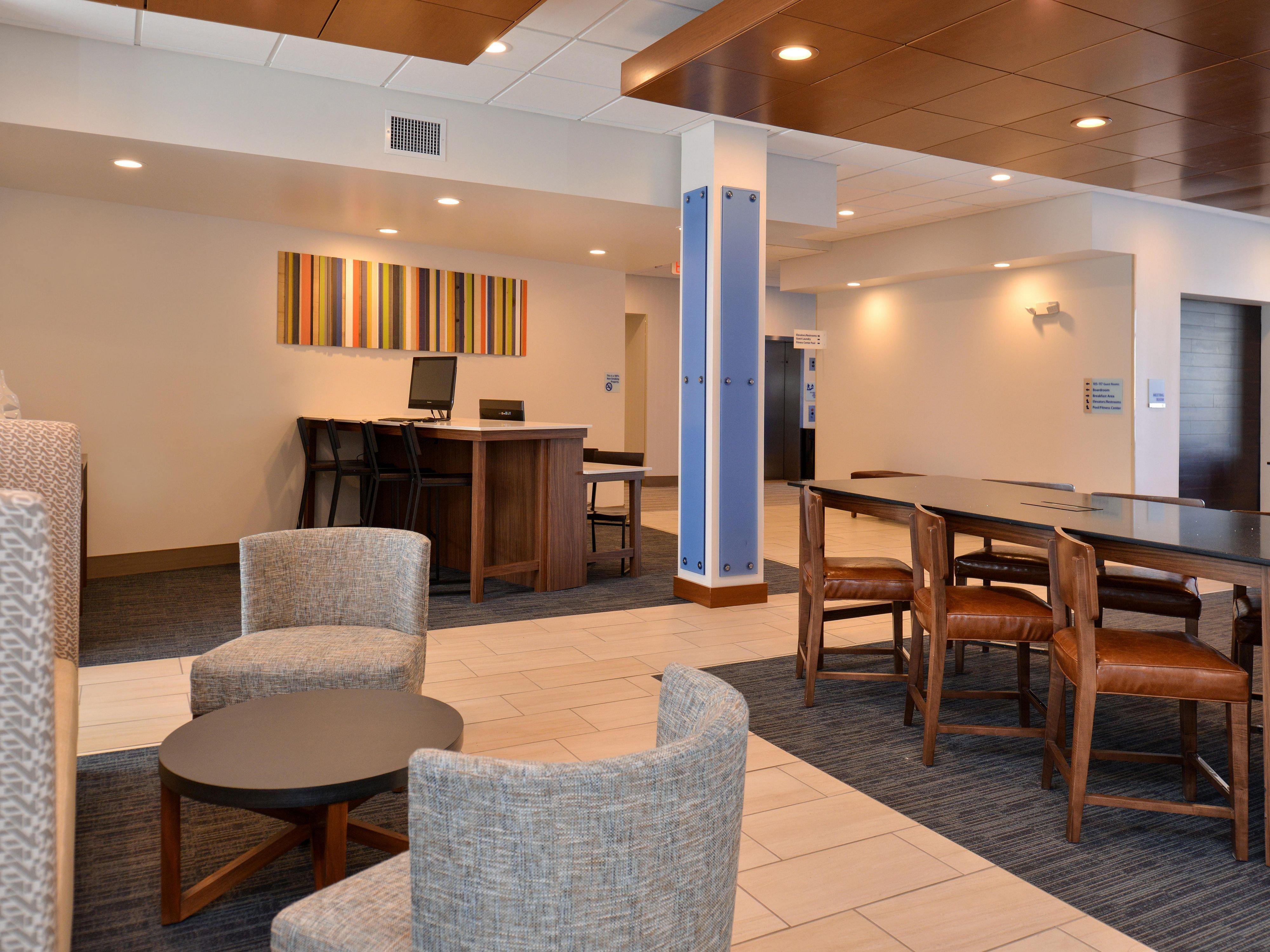 Holiday Inn Express & Suites - Brighton South - Us 23 By Ihg Exterior photo